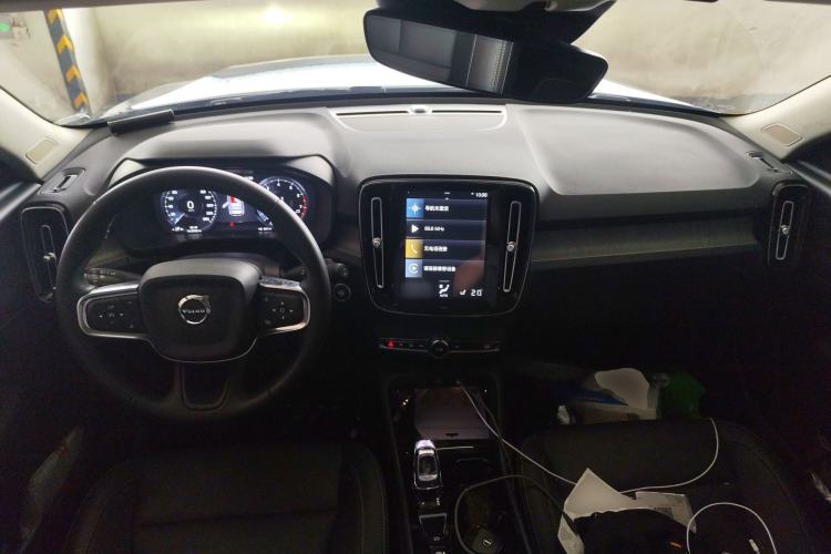 Used Volvo XC40 2022 T4 Four-Wheel Drive Smart & Luxurious Edition Center Console
