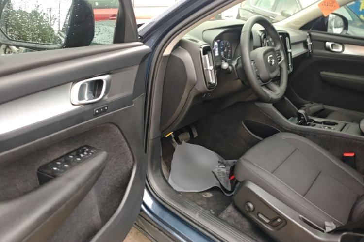 Used Volvo XC40 2022 T4 Four-Wheel Drive Smart & Stylish Edition Driver Seat