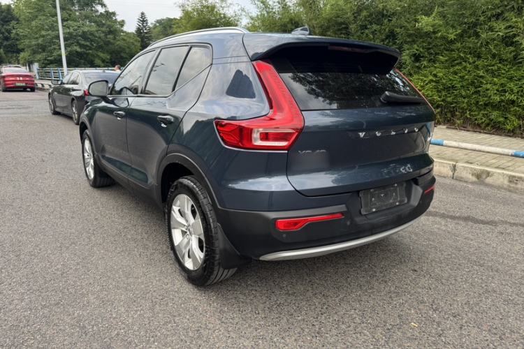 Used Volvo XC40 2022 T4 Four-Wheel Drive Smart & Stylish Edition Exterior 1