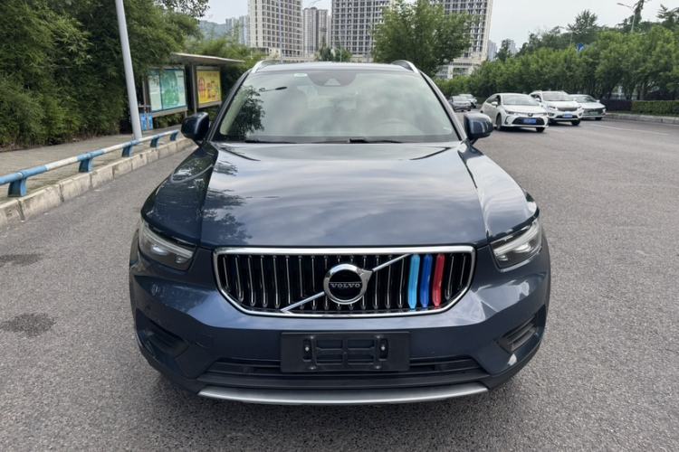 Used Volvo XC40 2022 T4 Four-Wheel Drive Smart & Stylish Edition Exterior 2
