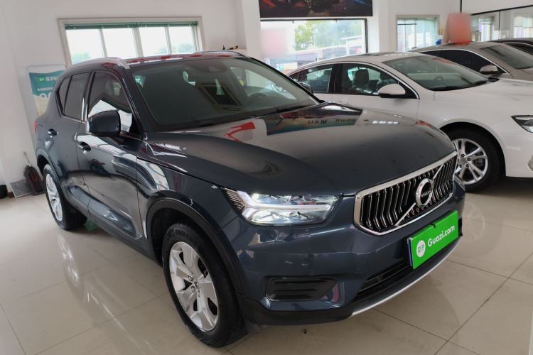 Used Volvo XC40 2022 T4 Four-Wheel Drive Smart & Stylish Edition Exterior 2