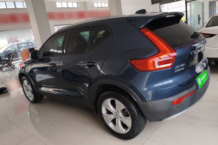 Used Volvo XC40 2022 T4 Four-Wheel Drive Smart & Stylish Edition Exterior 3