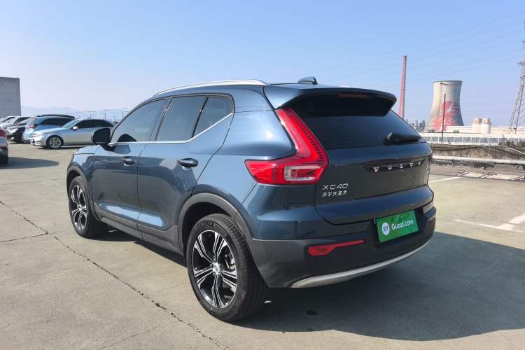 Used Volvo XC40 2022 T4 Four-Wheel Drive Smart & Luxurious Edition Exterior 4