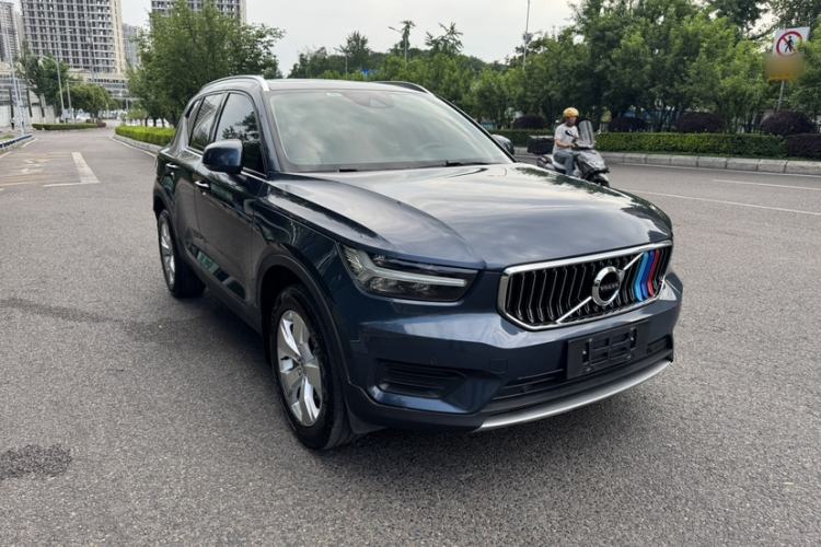 Used Volvo XC40 2022 T4 Four-Wheel Drive Smart & Stylish Edition Exterior 4