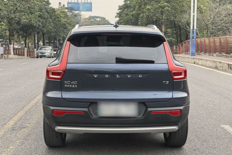 Used Volvo XC40 2022 T3 Smart Fashion Edition Exterior 4