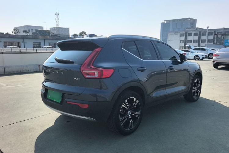 Used Volvo XC40 2022 T4 Four-Wheel Drive Smart & Luxurious Edition Exterior 6