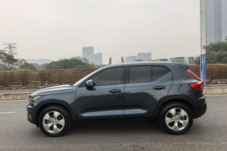 Used Volvo XC40 2022 T3 Smart Fashion Edition Exterior 9