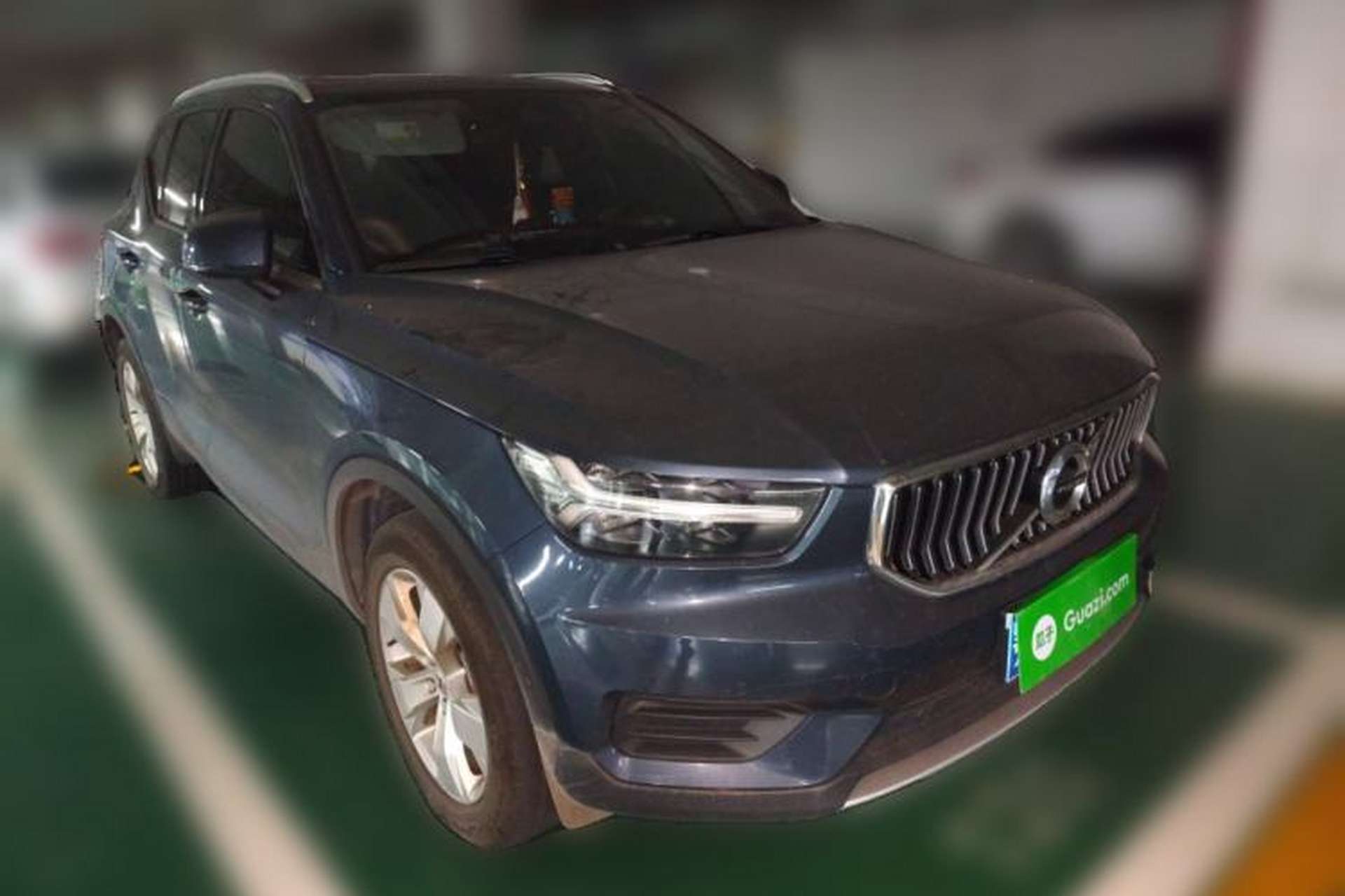 Used Volvo XC40 2022 T4 Four-Wheel Drive Smart & Stylish Edition Front Right 45 Deg