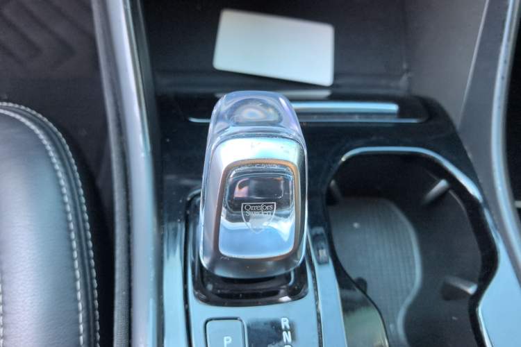Used Volvo XC40 2022 T4 Four-Wheel Drive Smart & Luxurious Edition Gear Lever