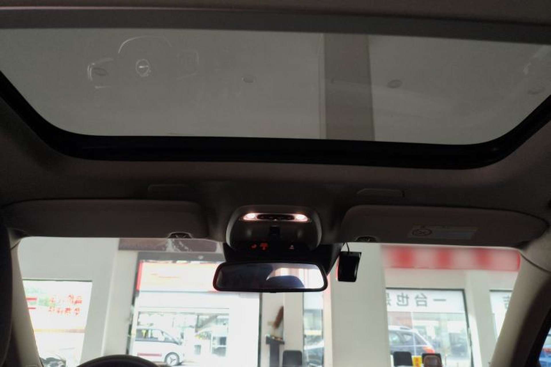 Used Volvo XC40 2022 T4 Four-Wheel Drive Smart & Stylish Edition Headliner