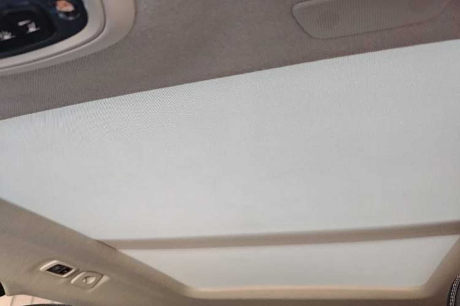 Used Volvo XC40 2022 T4 Four-Wheel Drive Smart & Luxurious Edition Headliner