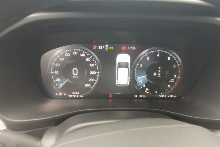 Used Volvo XC40 2022 T4 Four-Wheel Drive Smart & Luxurious Edition Instrument Cluster
