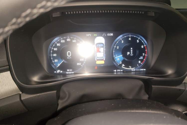 Used Volvo XC40 2022 T4 Four-Wheel Drive Smart & Luxurious Edition Instrument Cluster