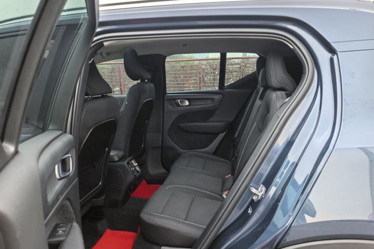 Used Volvo XC40 2022 T3 Smart Fashion Edition Interior 2