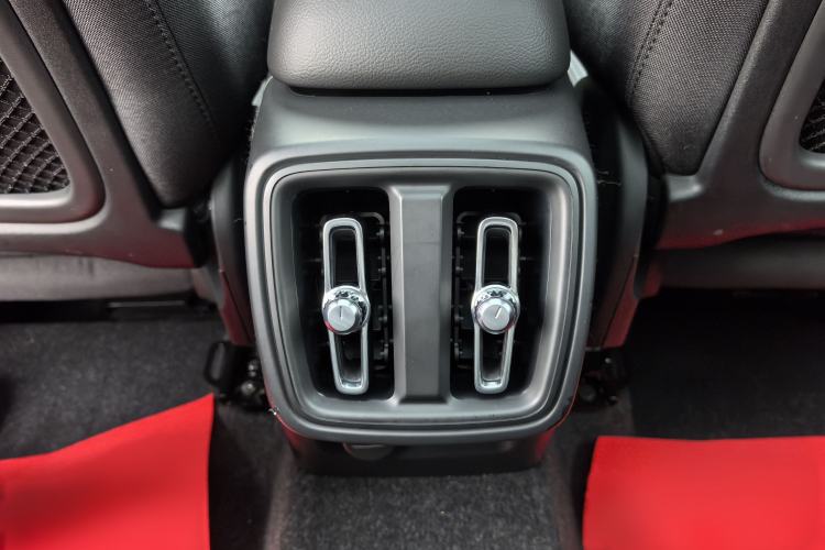 Used Volvo XC40 2022 T3 Smart Fashion Edition Interior 8