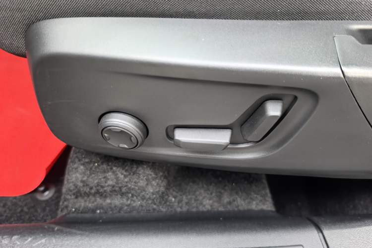 Used Volvo XC40 2022 T3 Smart Fashion Edition Interior 9