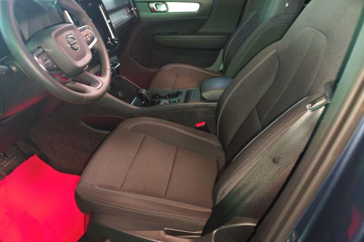 Used Volvo XC40 2022 T3 Smart Fashion Edition Left Front Seat