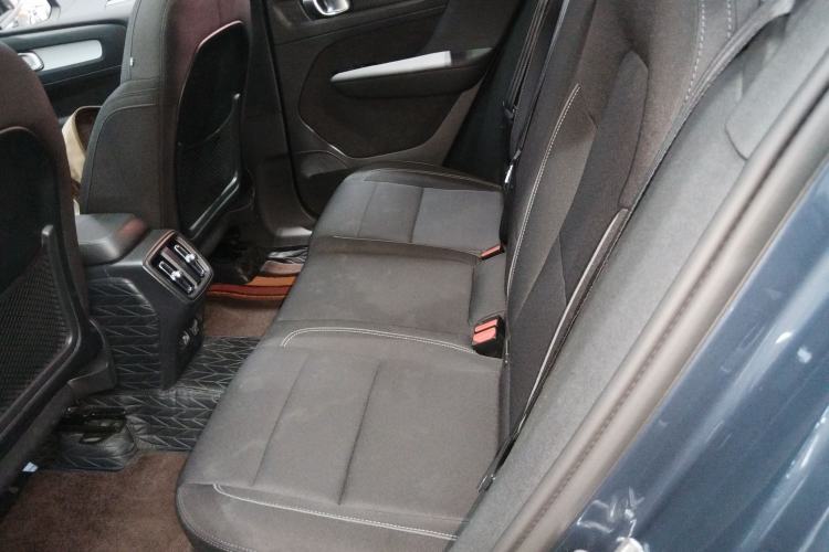 Used Volvo XC40 2022 T4 Four-Wheel Drive Smart & Stylish Edition Left Rear Seat
