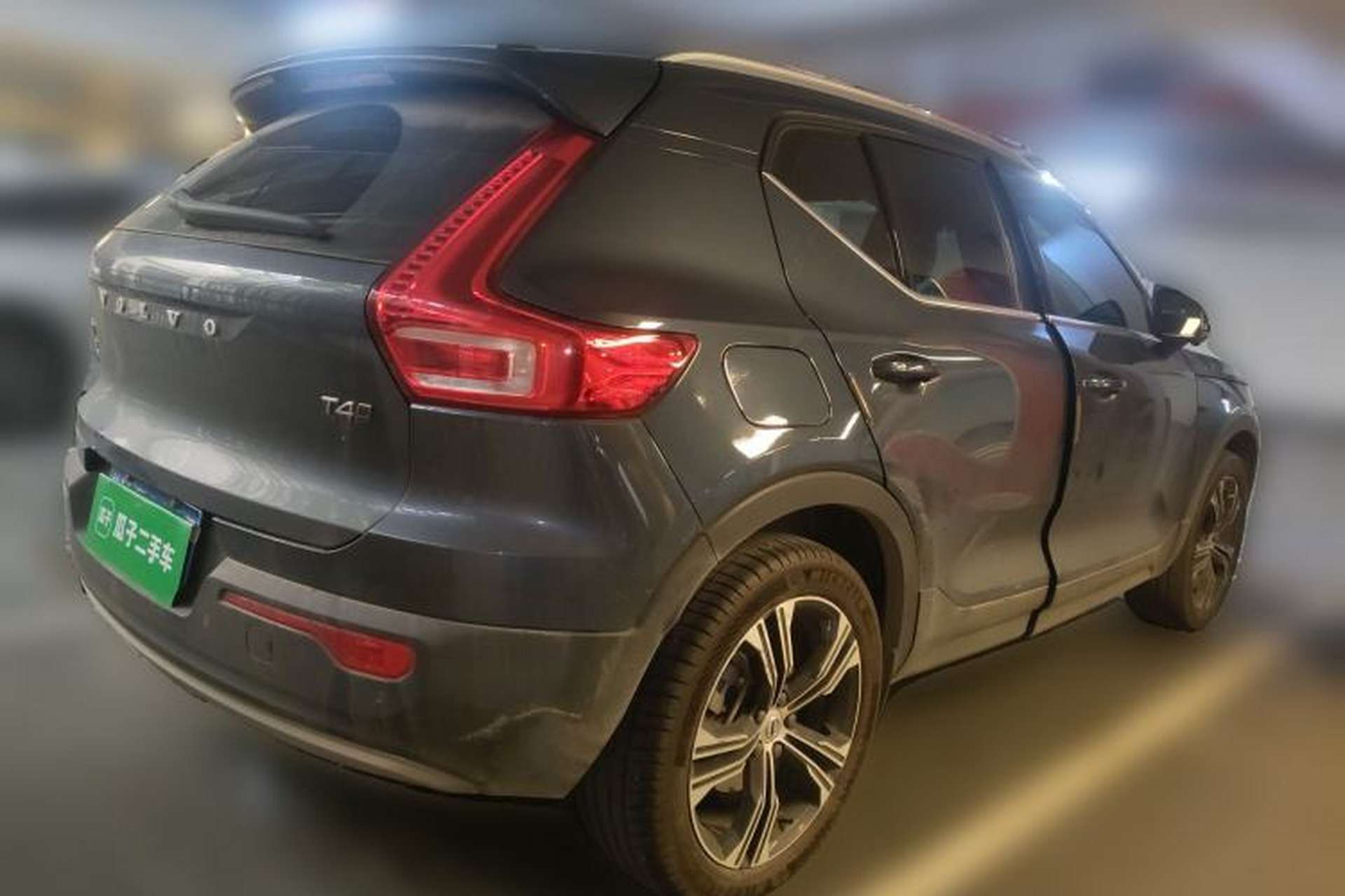 Used Volvo XC40 2022 T4 Four-Wheel Drive Smart & Luxurious Edition Rear Right 45 Deg