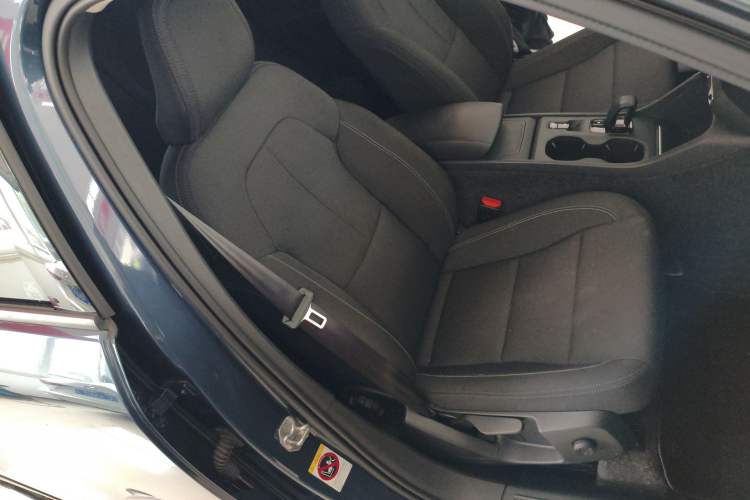 Used Volvo XC40 2022 T4 Four-Wheel Drive Smart & Stylish Edition Right Front Seat