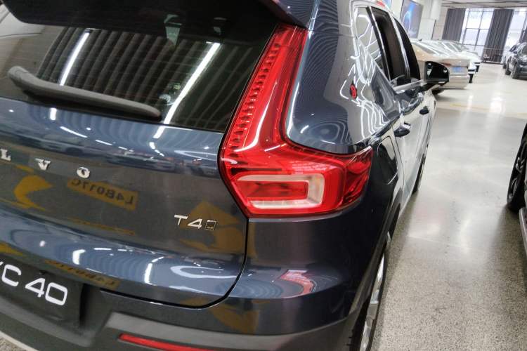 Used Volvo XC40 2022 T4 Four-Wheel Drive Smart & Stylish Edition Right Rear Taillight