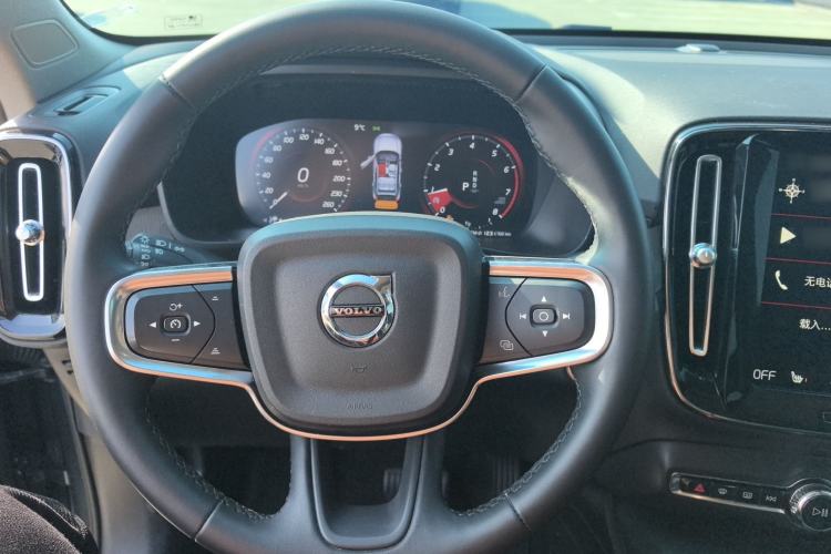 Used Volvo XC40 2022 T4 Four-Wheel Drive Smart & Luxurious Edition Steering Wheel