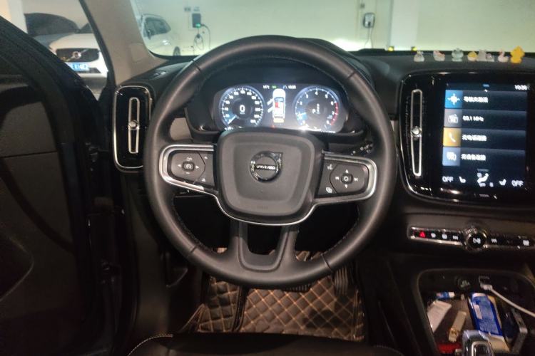 Used Volvo XC40 2022 T4 Four-Wheel Drive Smart & Luxurious Edition Steering Wheel
