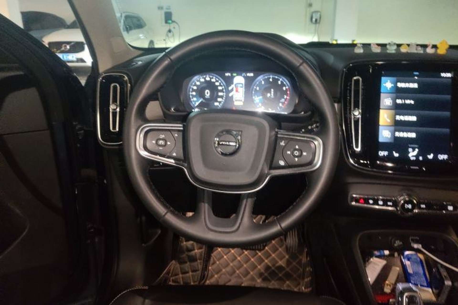 Used Volvo XC40 2022 T4 Four-Wheel Drive Smart & Luxurious Edition Steering Wheel