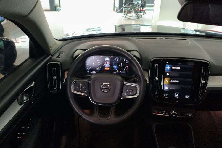 Used Volvo XC40 2022 T4 Four-Wheel Drive Smart & Stylish Edition Steering Wheel