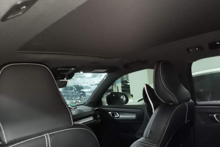 Used Volvo XC40 2022 T4 Four-Wheel Drive Smart & Dynamic Sport Edition Headliner