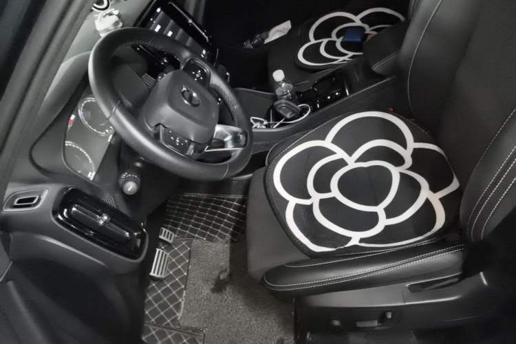 Used Volvo XC40 2022 T4 Four-Wheel Drive Smart & Dynamic Sport Edition Left Front Seat
