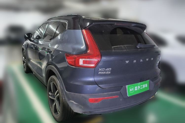 Used Volvo XC40 2022 T4 Four-Wheel Drive Smart & Dynamic Sport Edition Rear Left 45 Deg