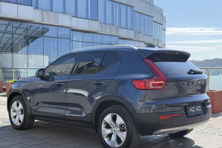 Used Volvo XC40 2022 T4 Four-Wheel Drive Smart & Stylish Edition Exterior 8