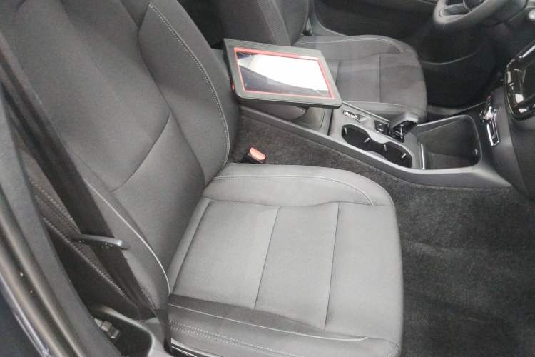 Used Volvo XC40 2022 T4 Four-Wheel Drive Smart & Stylish Edition Right Front Seat