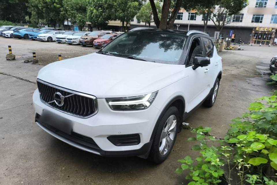 Volvo XC40 2022