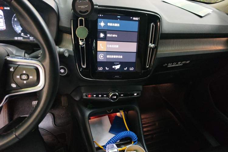 Used Volvo XC40 2022 T4 Four-Wheel Drive Smart & Luxurious Edition Audio And AC Panel