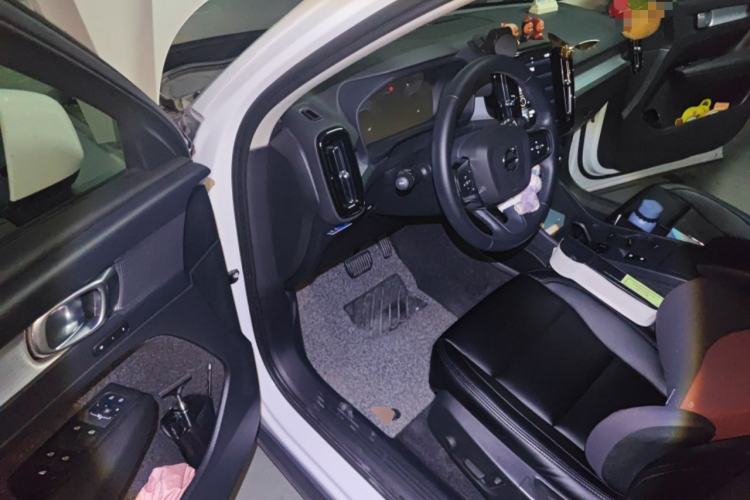 Used Volvo XC40 2022 T4 Four-Wheel Drive Smart & Stylish Edition Driver Seat