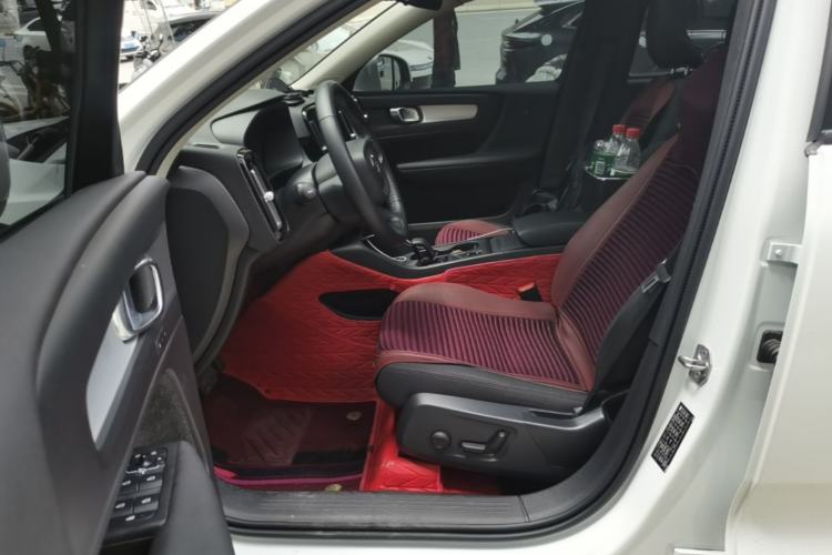 Used Volvo XC40 2022 T4 Four-Wheel Drive Smart & Stylish Edition Driver Seat