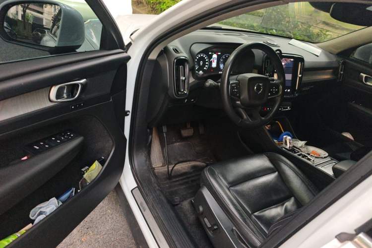 Used Volvo XC40 2022 T4 Four-Wheel Drive Smart & Luxurious Edition Driver Seat