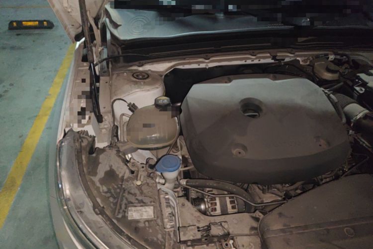 Used Volvo XC40 2022 T4 Four-Wheel Drive Smart & Stylish Edition Engine Bay Right