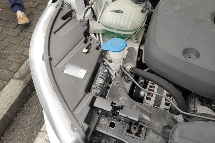 Used Volvo XC40 2022 T4 Four-Wheel Drive Smart & Luxurious Edition Engine Bay Right