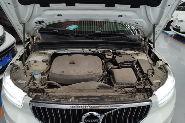 Used Volvo XC40 2022 T4 Four-Wheel Drive Smart & Stylish Edition Engine Bay