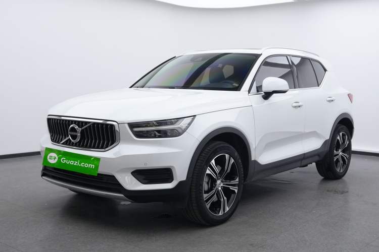 Used Volvo XC40 2022 T4 Four-Wheel Drive Smart & Luxurious Edition Exterior 2