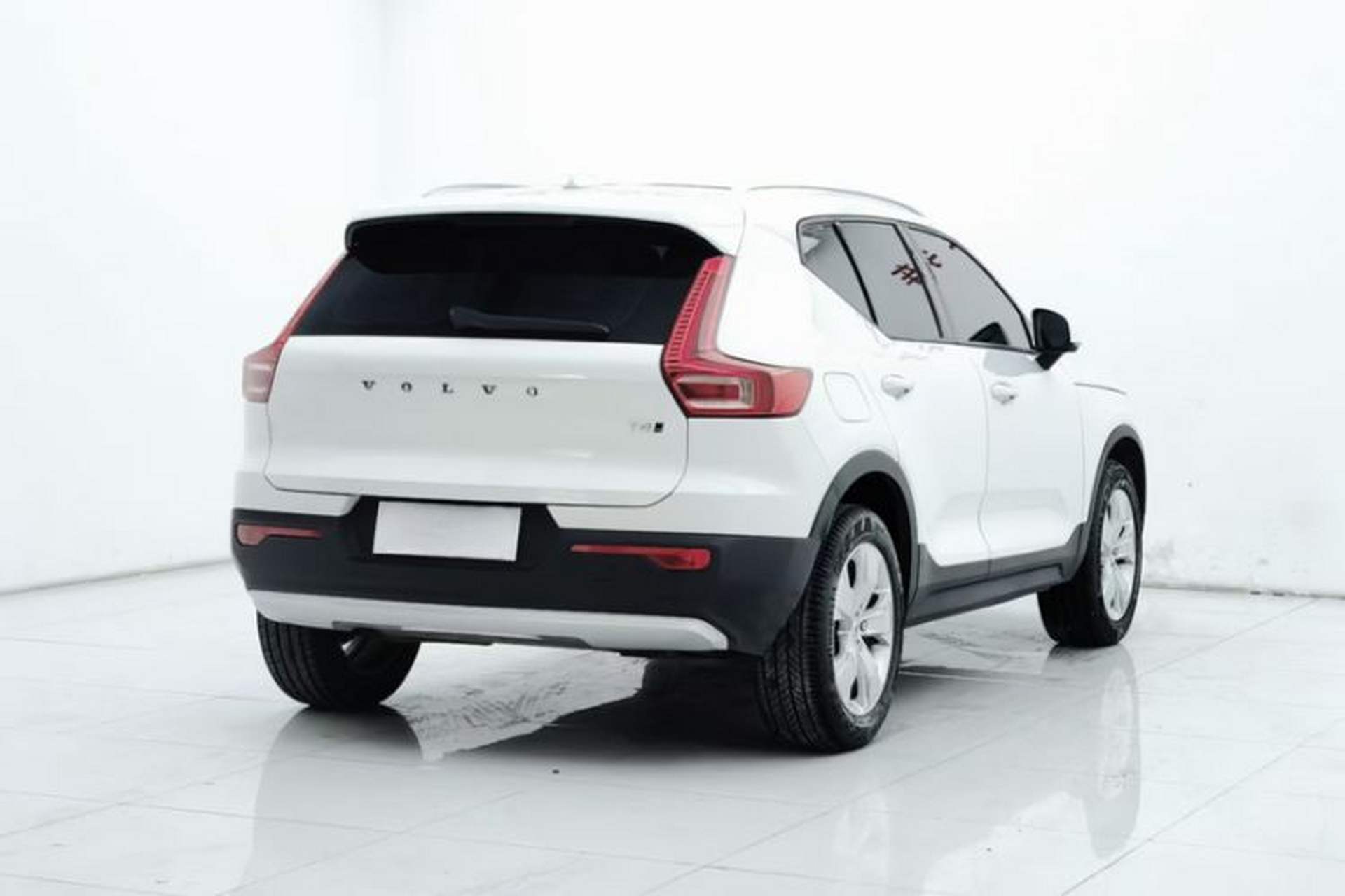 Used Volvo XC40 2022 T4 Four-Wheel Drive Smart & Stylish Edition Exterior 3