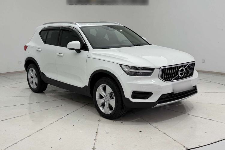 Used Volvo XC40 2022 T4 Four-Wheel Drive Smart & Stylish Edition Exterior 3