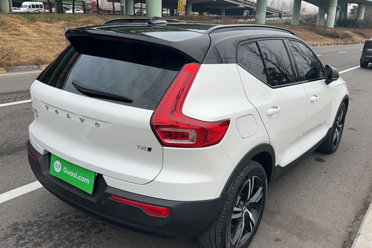 Used Volvo XC40 2022 T4 Four-Wheel Drive Smart & Dynamic Sport Edition Exterior 3