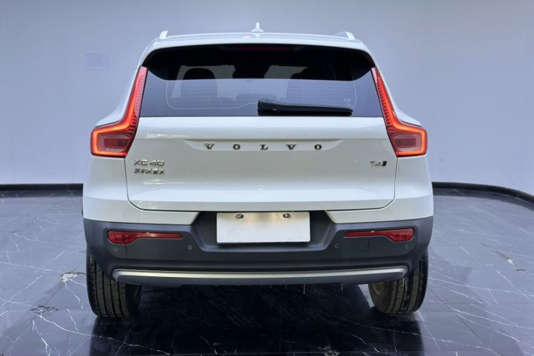 Used Volvo XC40 2022 T4 Four-Wheel Drive Smart & Stylish Edition Exterior 4