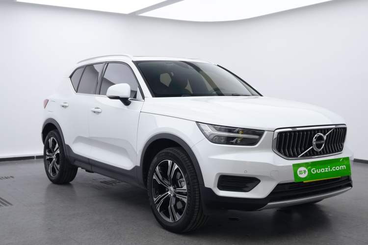 Used Volvo XC40 2022 T4 Four-Wheel Drive Smart & Luxurious Edition Exterior 5