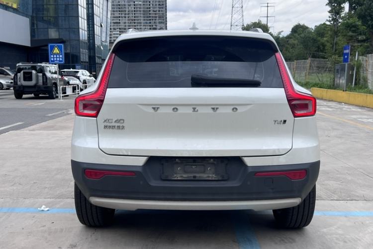 Used Volvo XC40 2022 T4 Four-Wheel Drive Smart & Stylish Edition Exterior 5