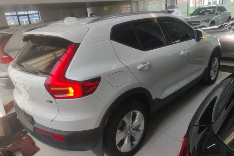 Used Volvo XC40 2022 T4 Four-Wheel Drive Smart & Stylish Edition Exterior 5